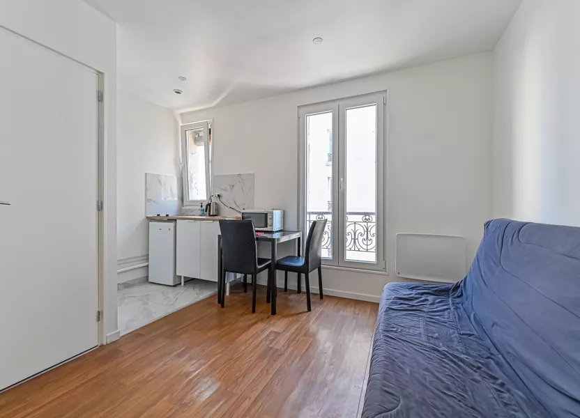 Flat Rue Poyer in Clichy