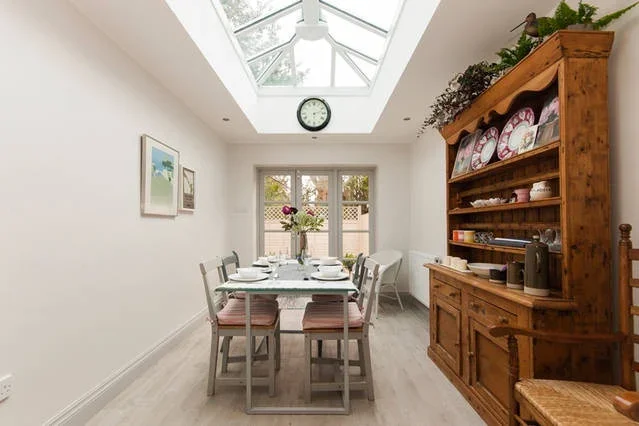 House Tetherdown in Greater London
