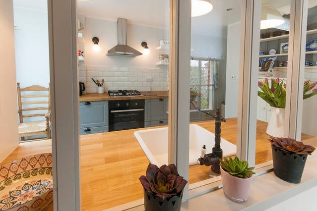 House Tetherdown in Greater London