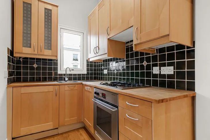 Flat Chepstow Villas in Greater London