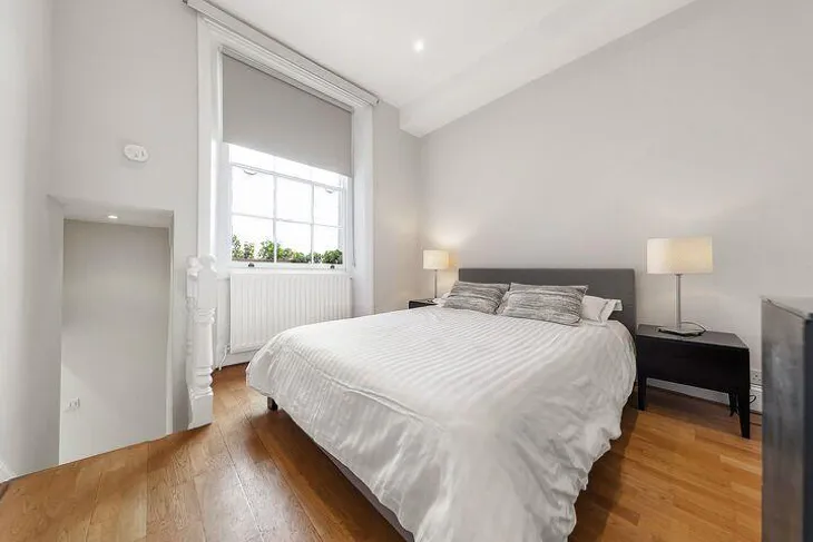 Flat Chepstow Villas in Greater London