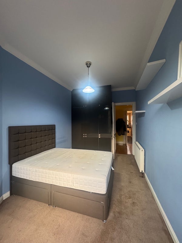 Room Armadale Street in Glasgow