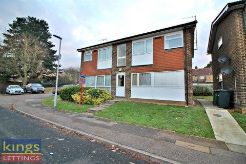 Flat Regency Court in Broxbourne