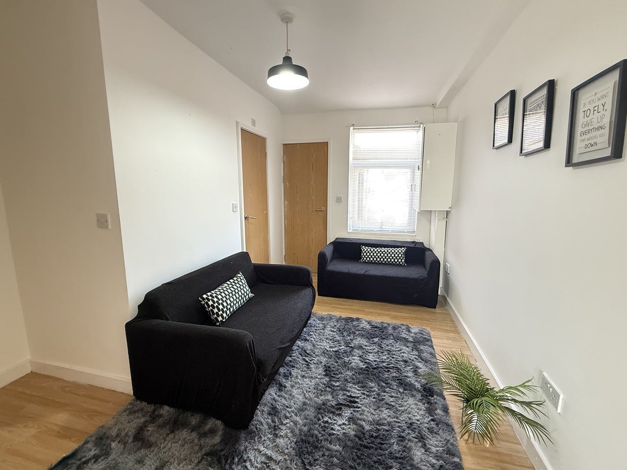 Flat Cavendish Road in Leicester