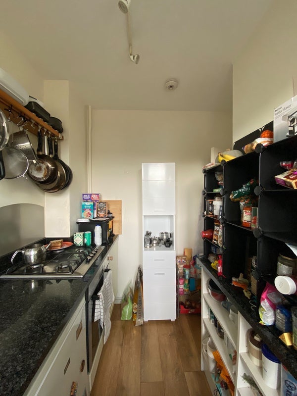 Room Stockwell Gardens in Greater London