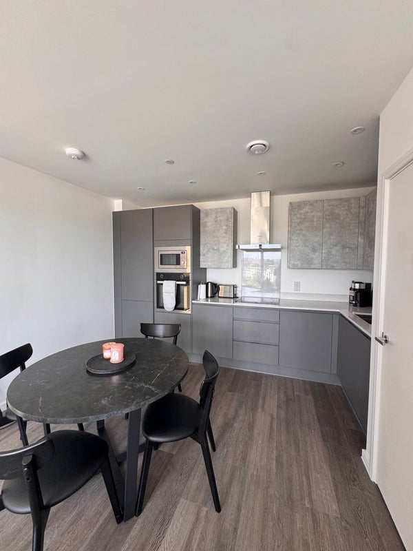 Room Headlam Road in Greater London