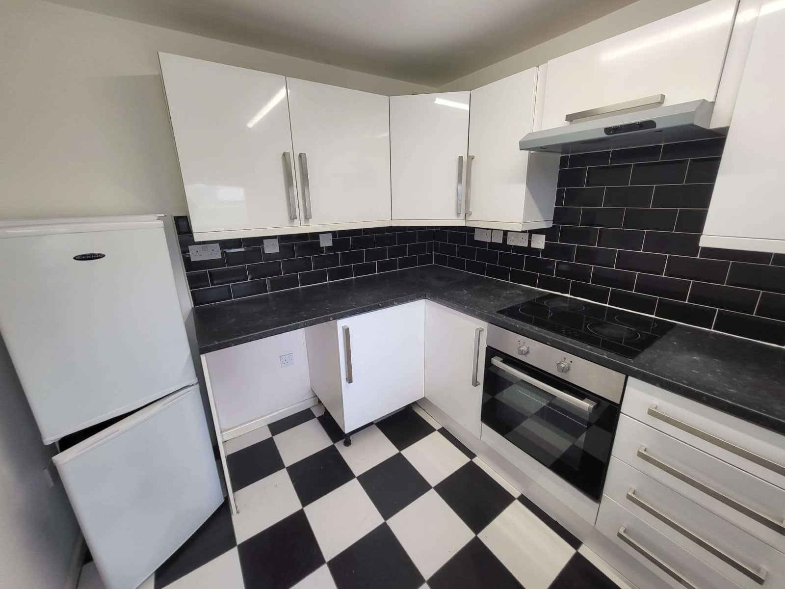 Flat Kingsland Road in Luton