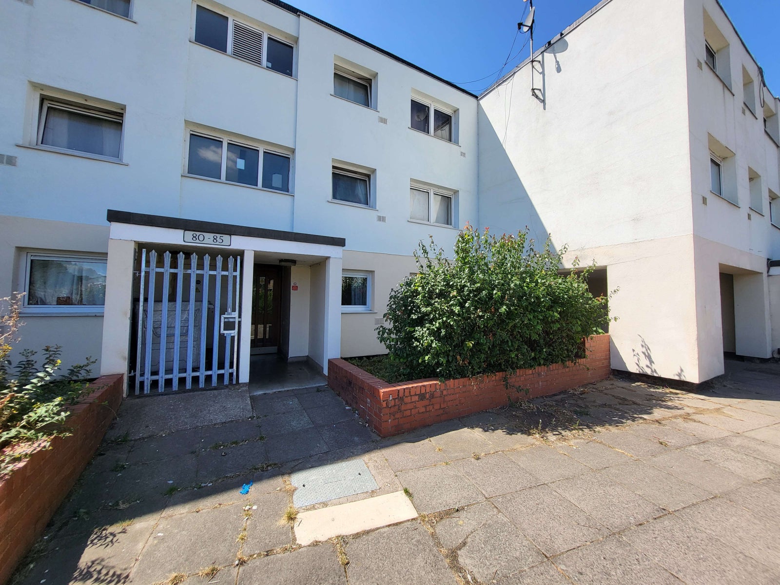 Flat Kingsland Road in Luton