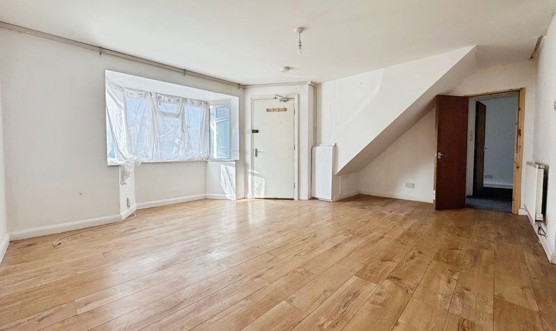 House Sheppard Close in Greater London