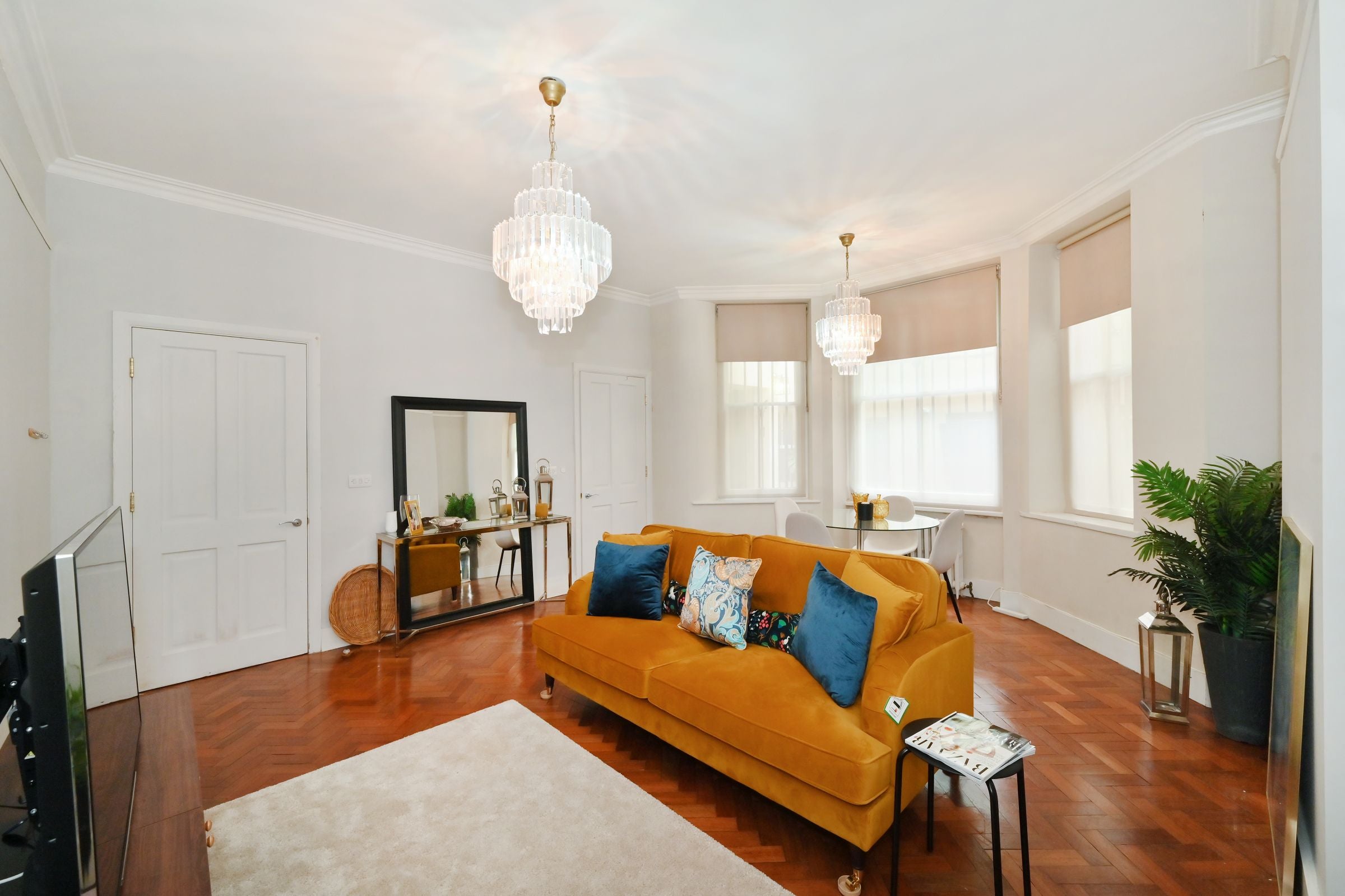 Flat Stanhope Gardens in Greater London