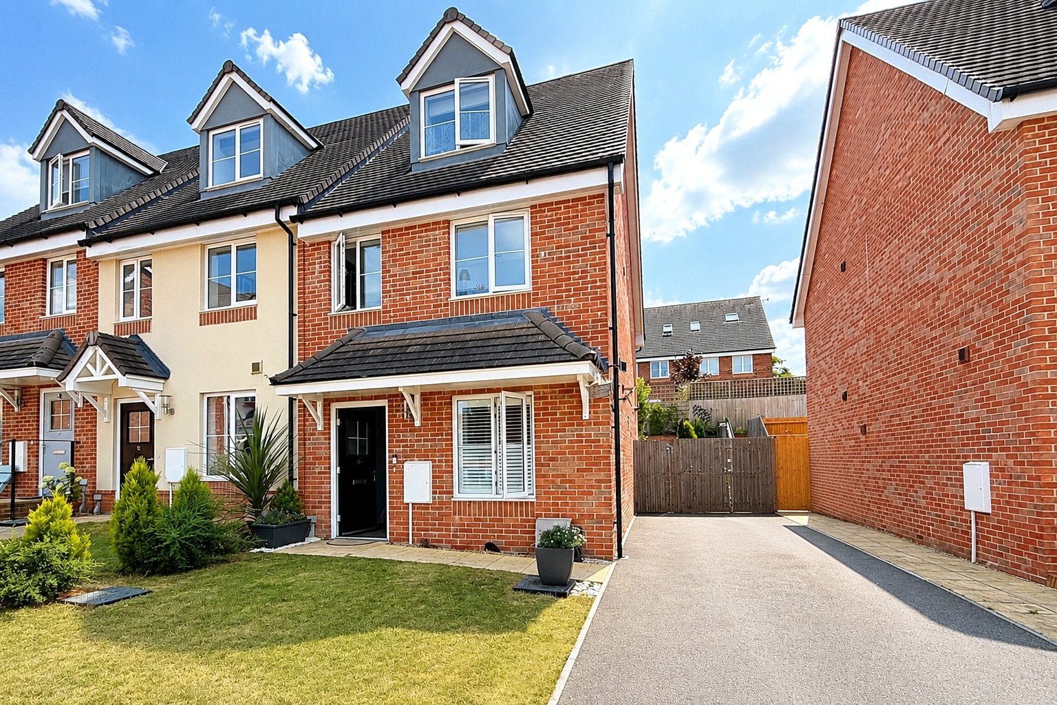 House Foresters Drive in East Hampshire
