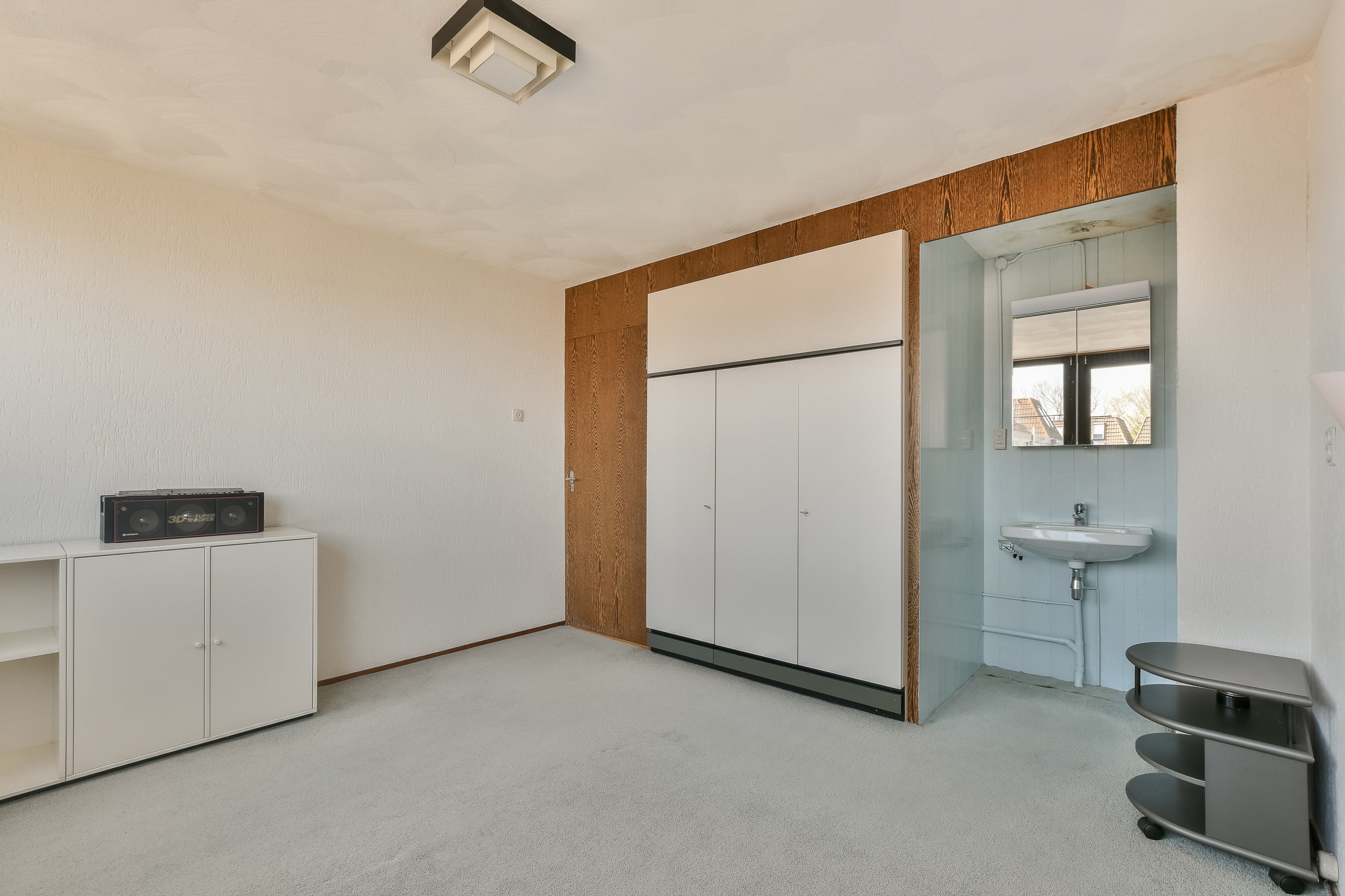 Tussenwoning te koop: Newtonstraat 11, Badhoevedorp