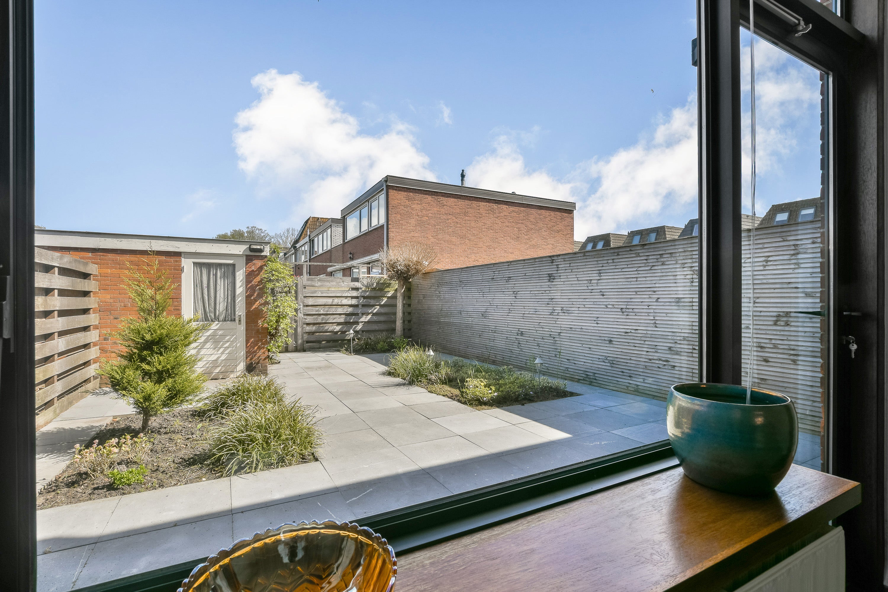 Tussenwoning te koop: Newtonstraat 11, Badhoevedorp