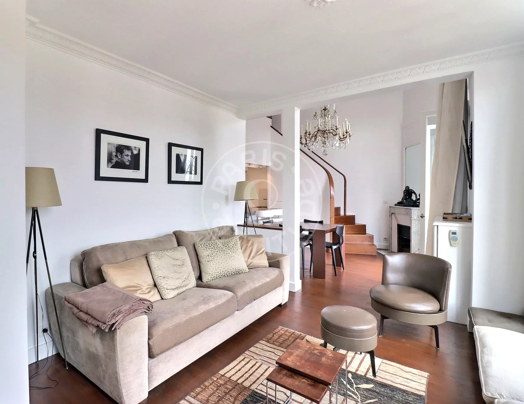 Appartement Rue de Surène à Paris
