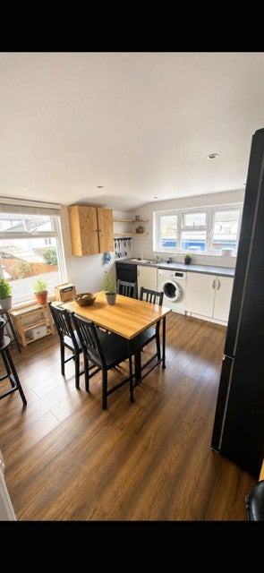 House Meeson Road in Greater London