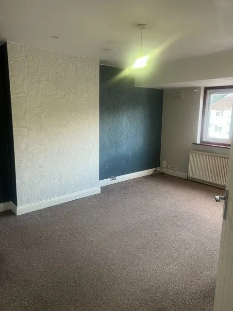 Flat Westmere Drive in Greater London