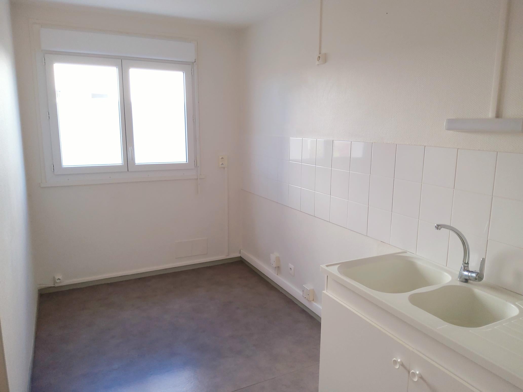 Flat Route de Pougues les Eaux in Parigny-les-Vaux