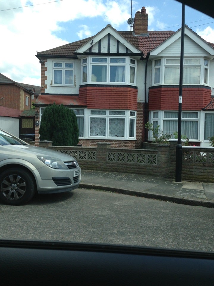 House Hampshire Close in Greater London
