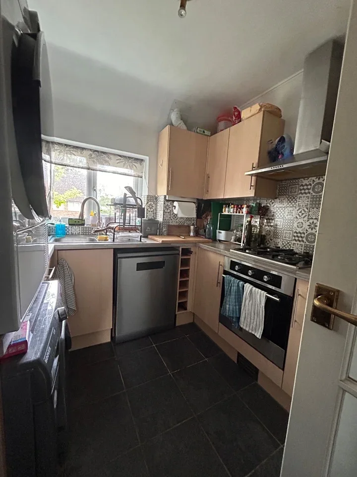Flat Mortlock Avenue in Cambridge