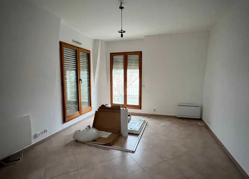 Appartement Avenue Volta à Montfermeil