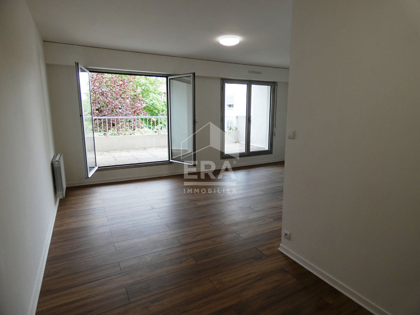 Flat Grande Rue Charles de Gaulle in Nogent-sur-Marne