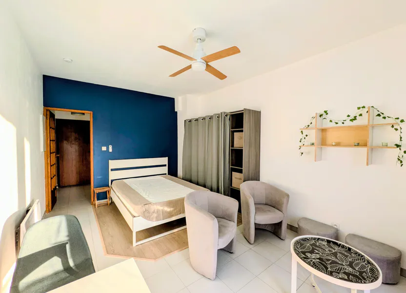 Flat Rond-Point Mirasouléou in Toulon