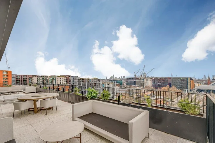Flat Camley Street in Greater London