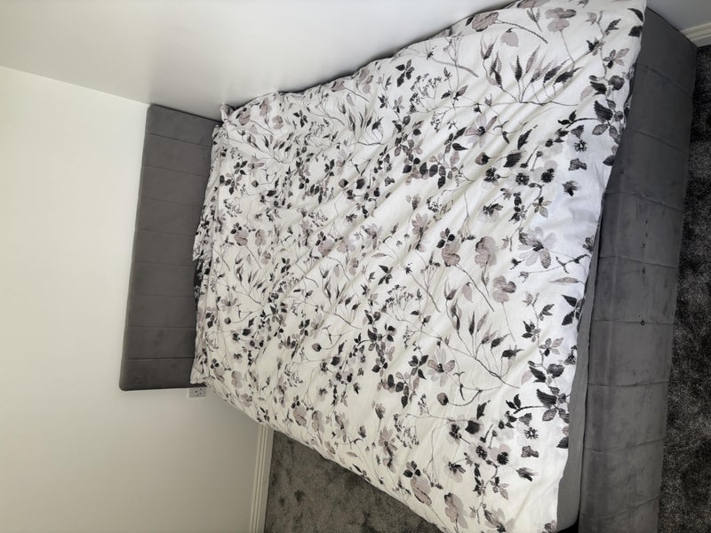 Room Hadfield Way in Metropolitan Borough of Solihull