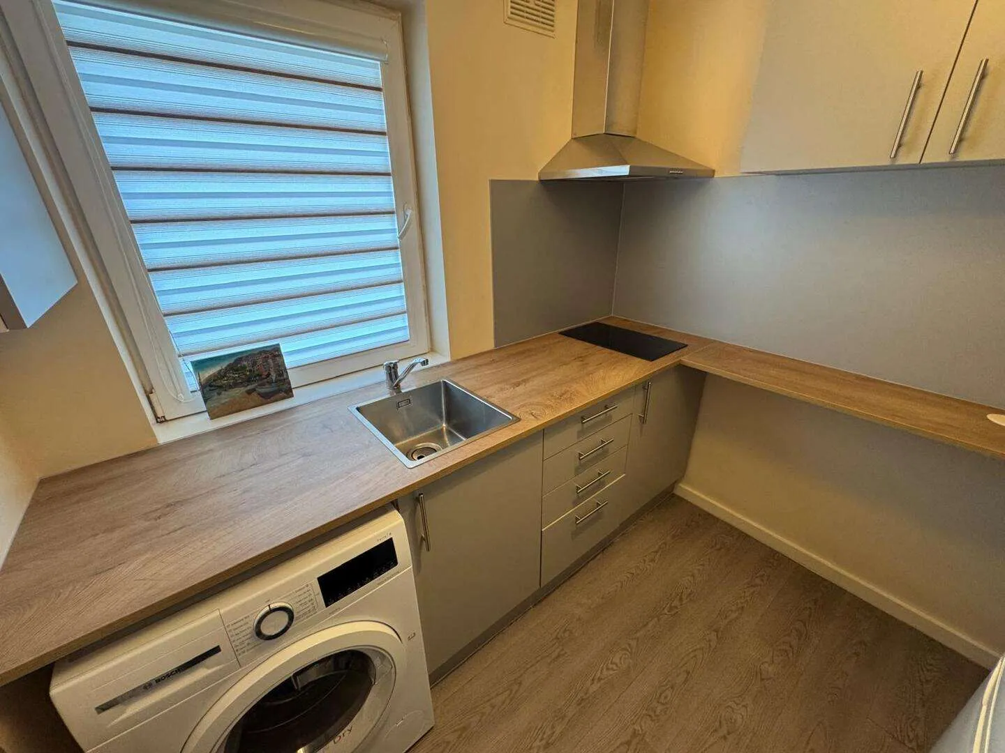 Room Ridge Way in Greater London