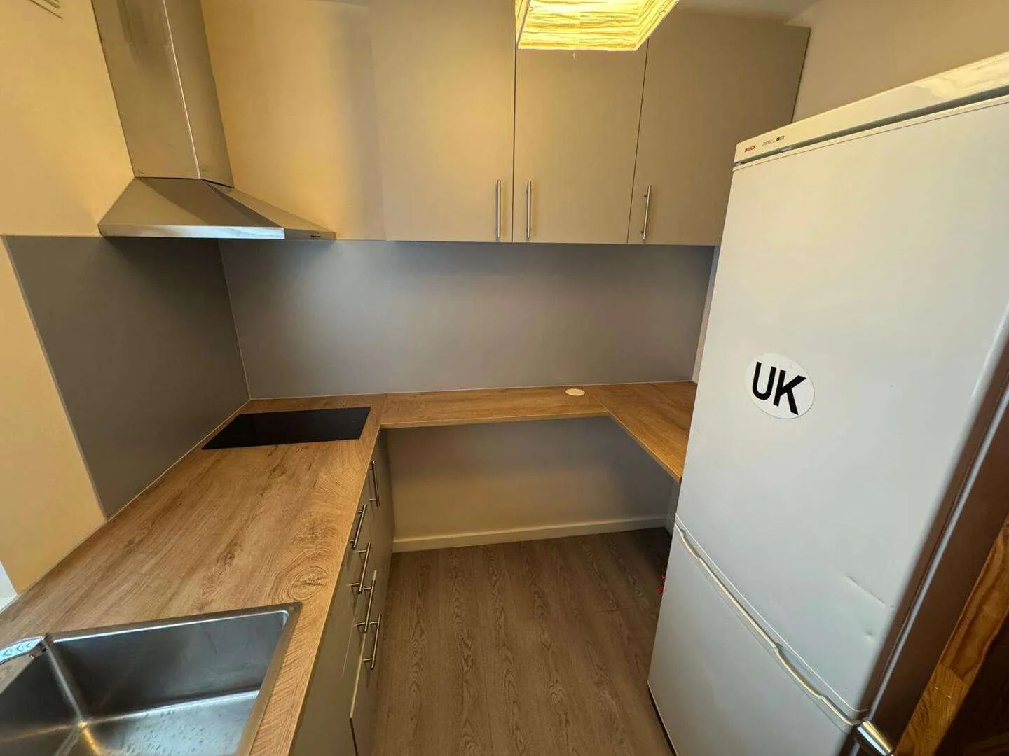 Room Ridge Way in Greater London