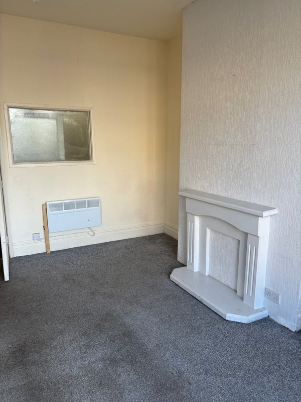 Flat Lytham Road in Blackpool