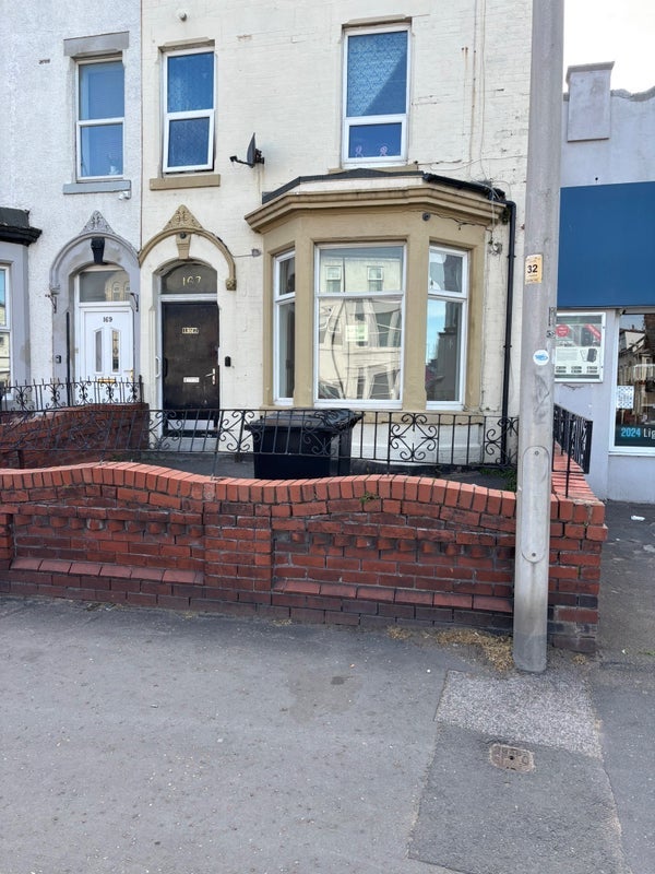 Flat Lytham Road in Blackpool