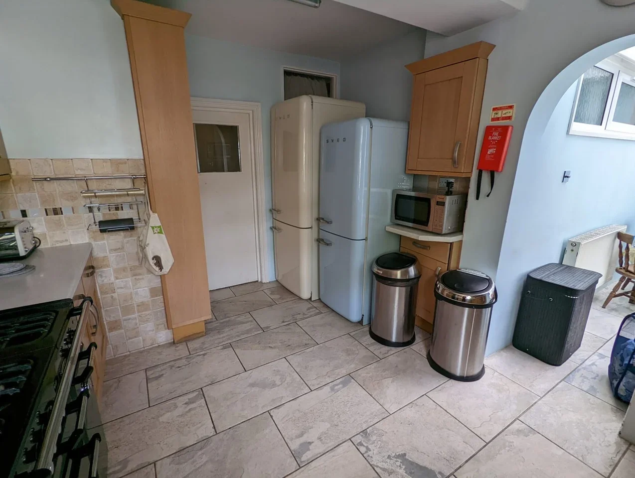 Room Burlington Avenue in Slough