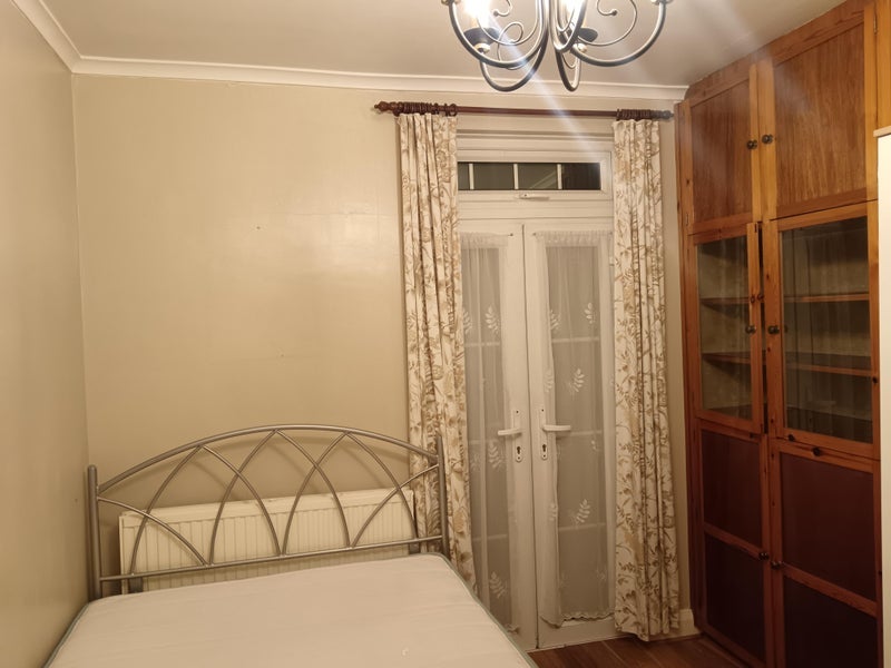 Room Whitburn Road in Greater London