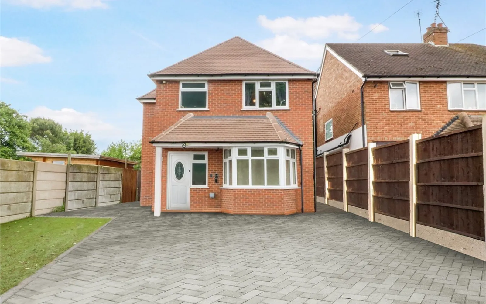 Room Firbank Drive in Watford