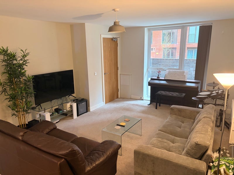 Flat Ordsall Lane in Salford