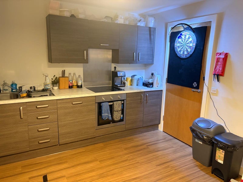 Flat Ordsall Lane in Salford