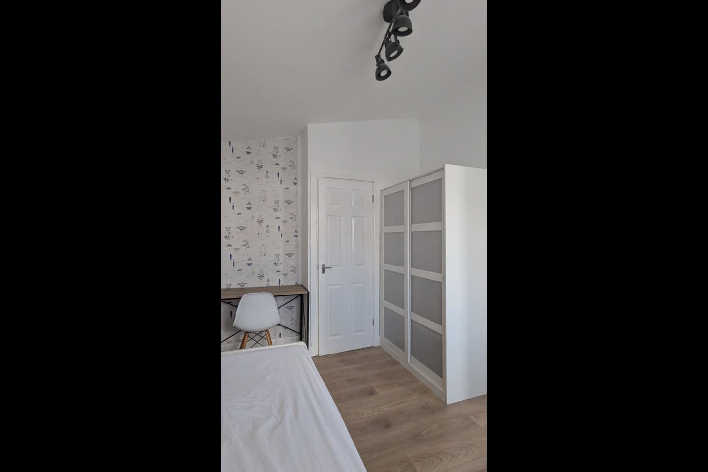Room Franklin Road in Warwick