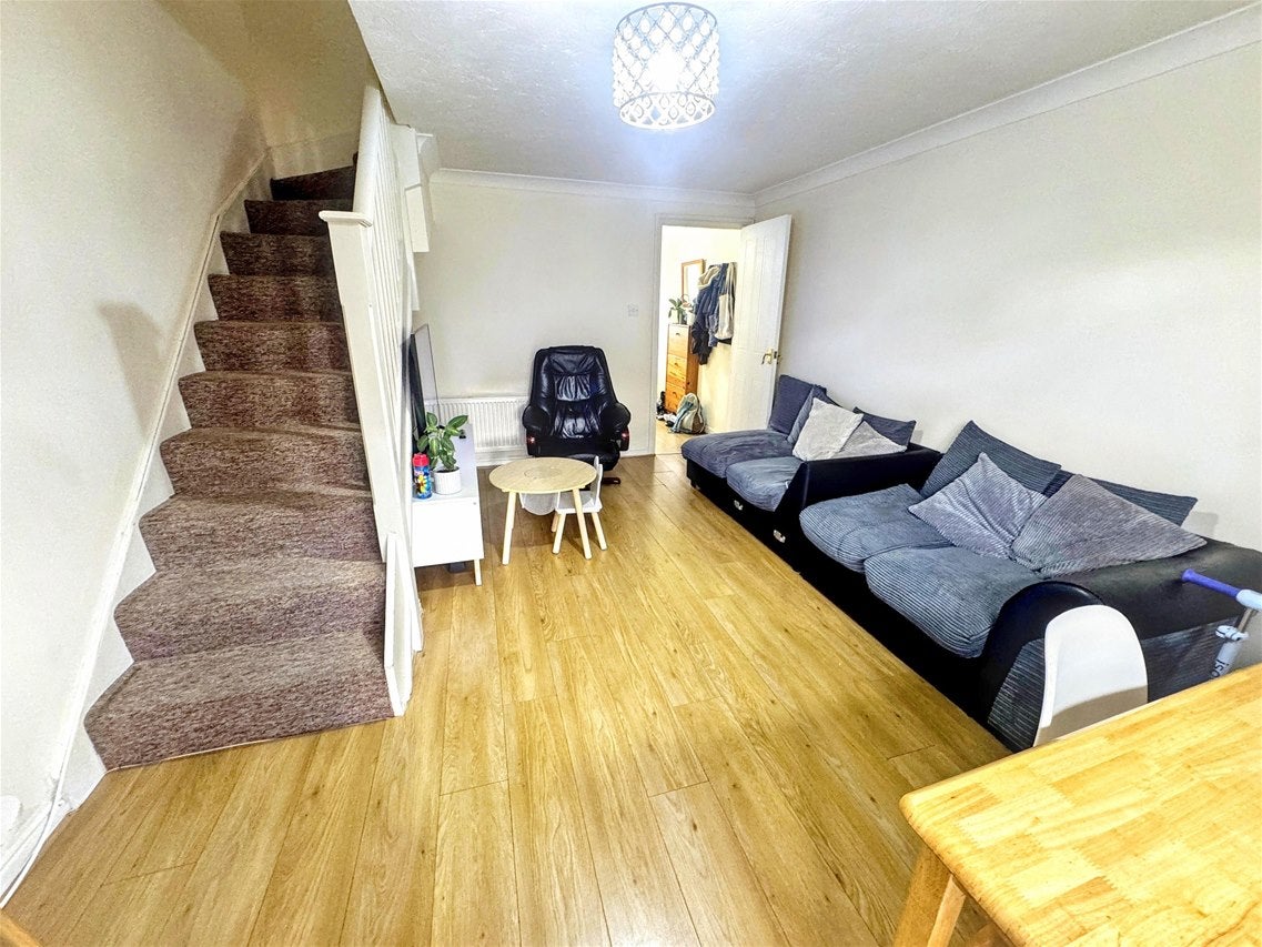 House Henry Addlington Close in Greater London