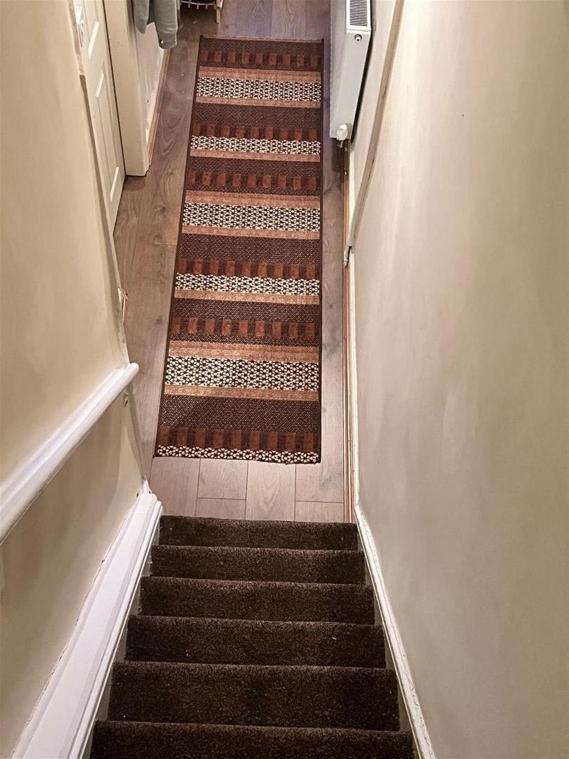 Flat Broadfield Road in Manchester
