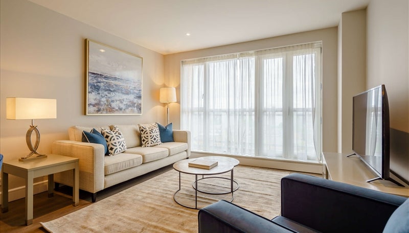 Flat Westferry Circus in Greater London