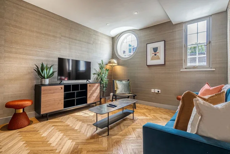 Flat Strutton Ground in City of Westminster
