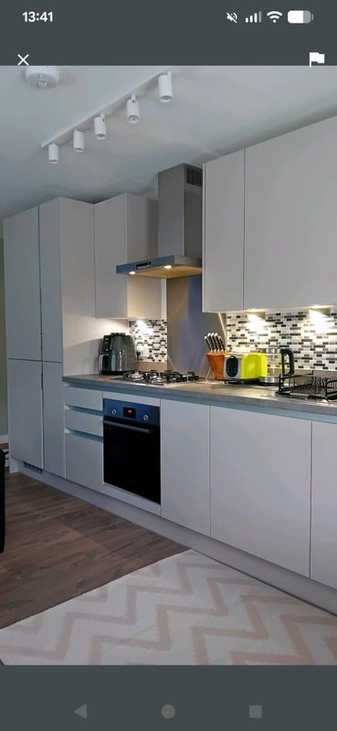Room Tweedy Road in Greater London