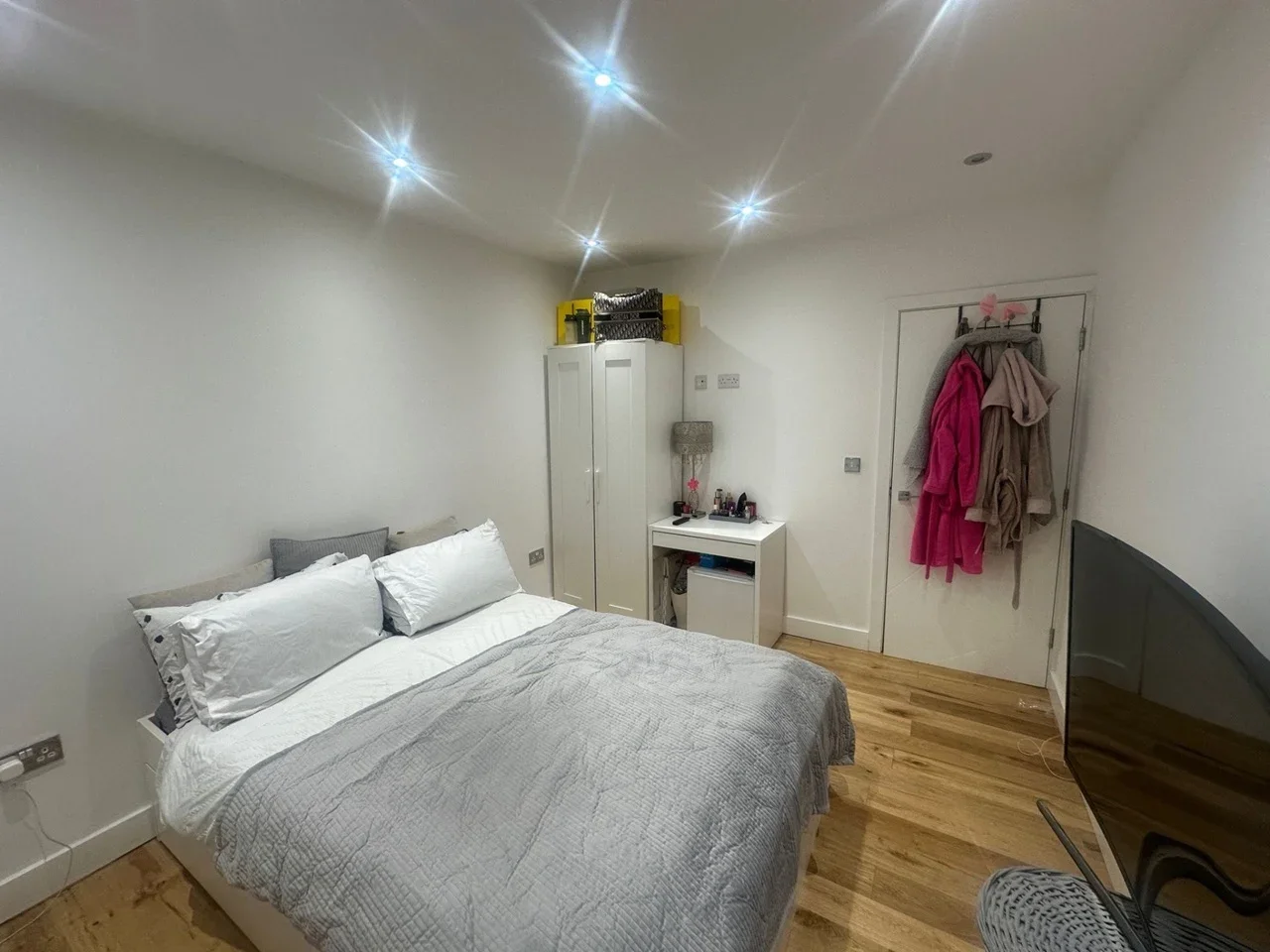 Room The Drive in Broxbourne