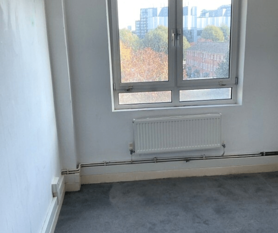 Room Tiller Road in Greater London