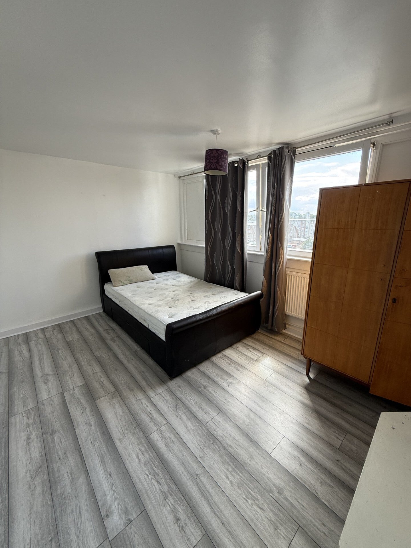 Flat Rectory Place in Greater London