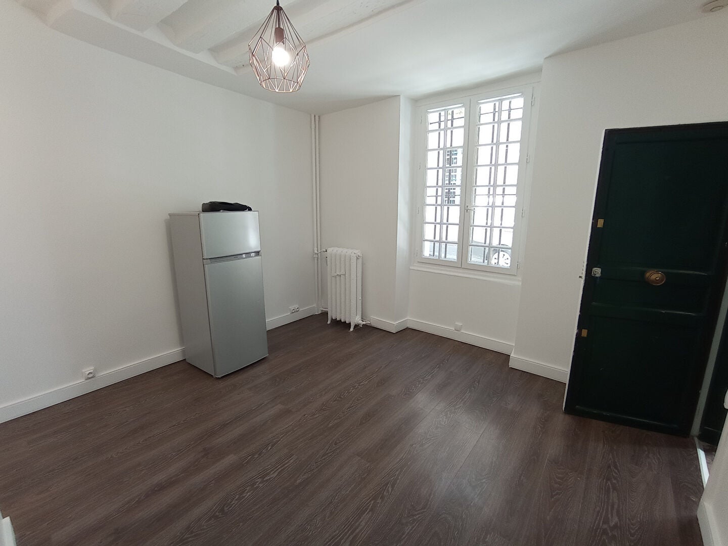 Flat Rue de la Cerisaie in Paris