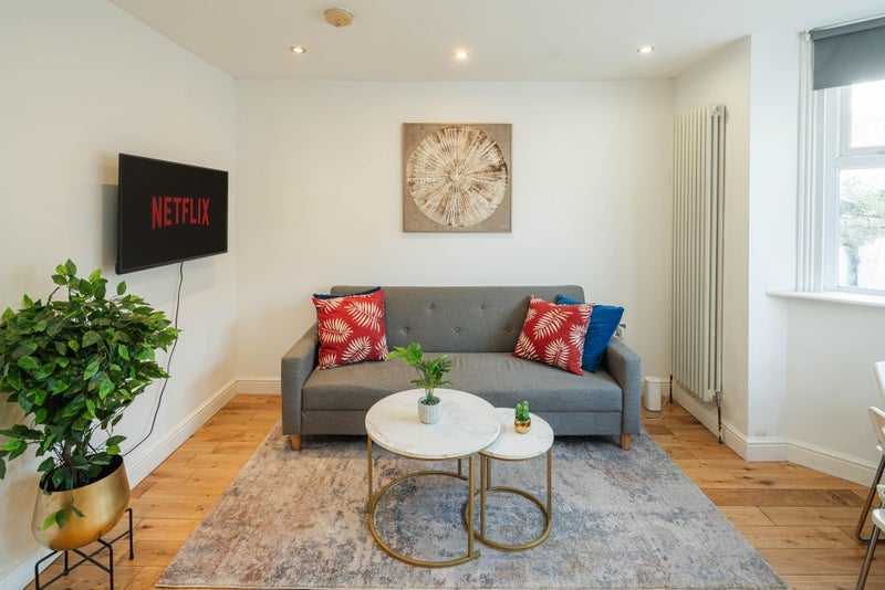 Flat Sydenham Road in Greater London