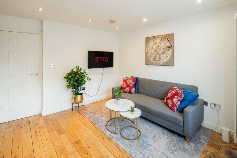 Flat Sydenham Road in Greater London