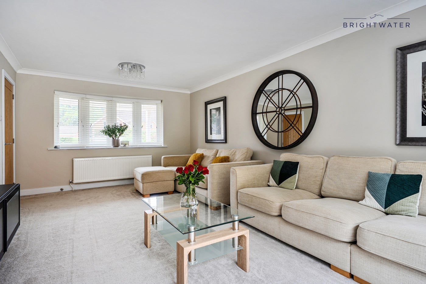 House Lynwood Close in Ferndown